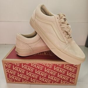 Vans Old Skool Suede Sneakers in Nude